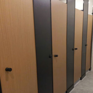 Vách ngăn vệ sinh Compact Formica